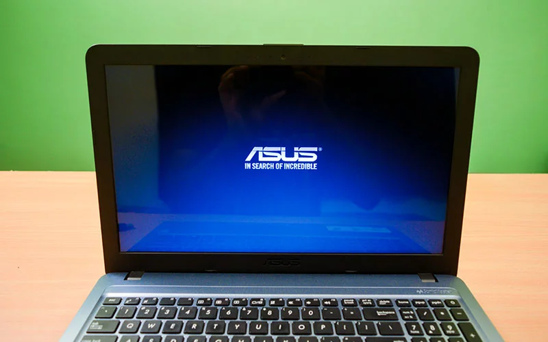 How to Install Windows 10 on Asus X540 Laptop from USB